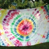 Tie dye project with kids, A fun thing to do with kids, A fun thing to do with kids in CT, A fun thing to do with kids in MA, A fun thing to do with kid in RI, Craft with kids
