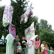 Tie dye project with kids, A fun thing to do with kids, A fun thing to do with kids in CT, A fun thing to do with kids in MA, A fun thing to do with kid in RI, Craft with kids