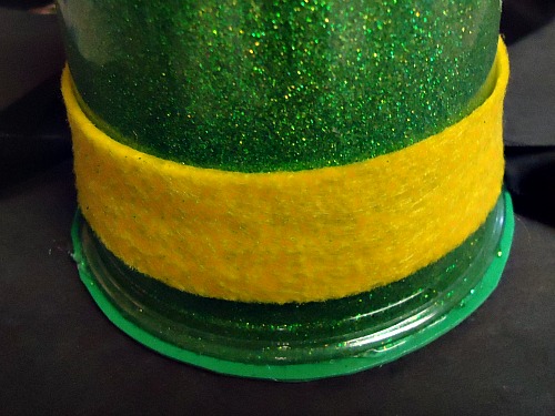 Make A Leprechaun Hat Craft!