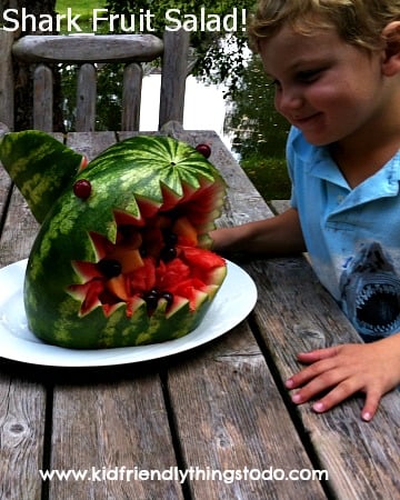 Tutorial of this fun Shark Fruit Salad!