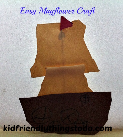 The turkey usually steals the show on Thanksgiving, but the Mayflower should really have the spotlight! Simple Mayflower crafts for kids!