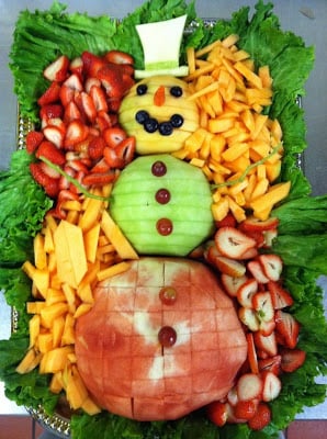 Over 15 Non-Candy, healthy fruit and vegetable Christmas snacks for kids school classroom Christmas parties - www.kidfriendlythingstodo.com 