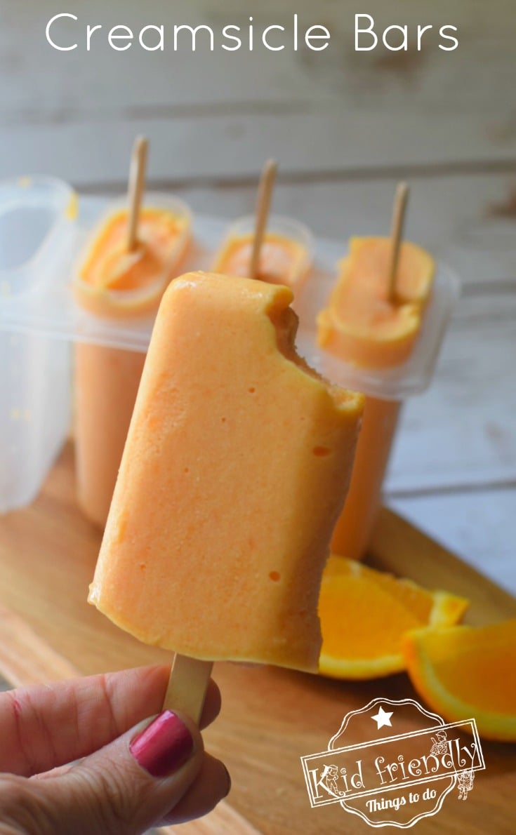Easy and delicious homemade jello and ice cream creamsicle bars! dreamsicles that the kids can't resist. www.kidfriendlythingstodo.com 