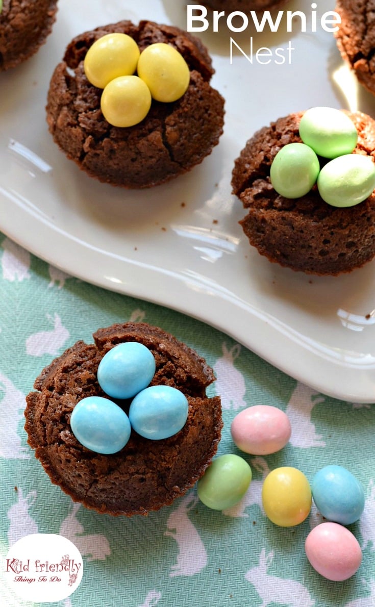 Easy to make Brownie Bird Nest for a spring or Easter kid friendly treat - great dessert for Easter www.kidfriendlyhthingstodo.com