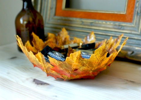 The Best DIY Kid Friendly Fun Fall Decorating & Craft Ideas - www.kidfriendlythingstodo.com