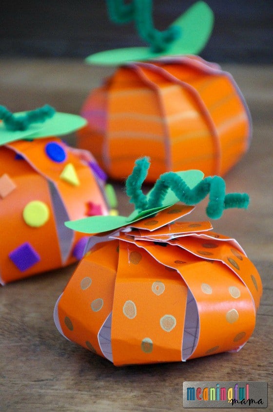 30 + Halloween Crafts and Games for Kids. Great ideas for parties and celebrations - www.kidfriendlythingstodo.com