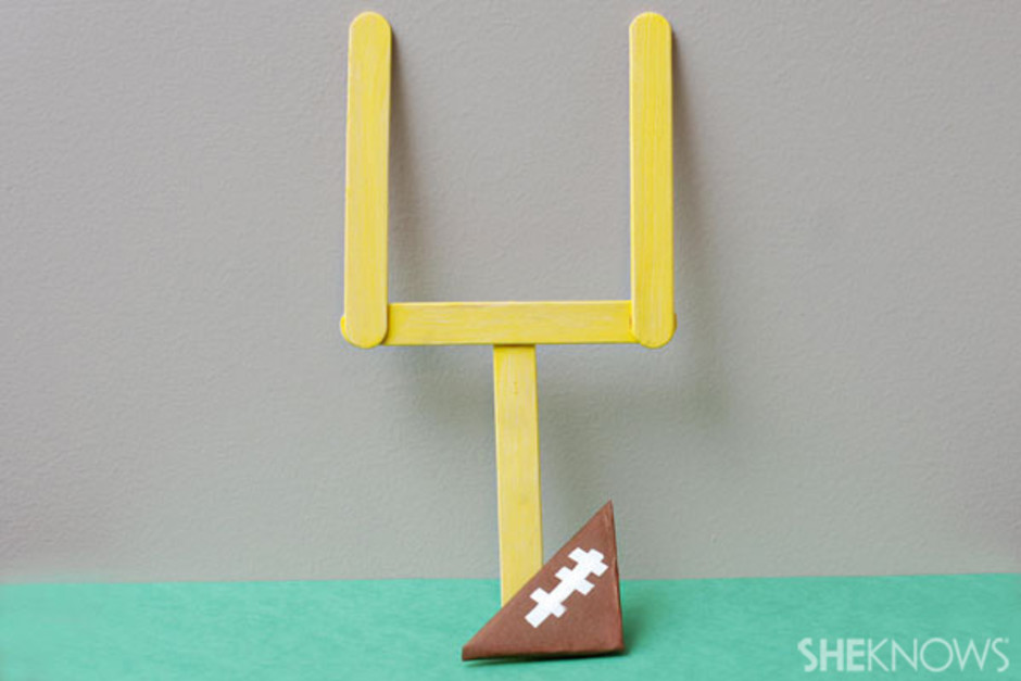 Over 23 Ideas for a fun Football Party With Kids - Decorations, Recipes, Games, & More! - fun and easy ideas. www.kidfriendlythingstodo.com