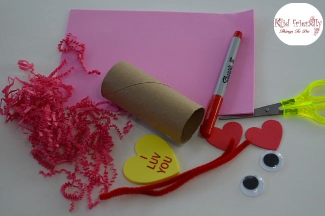 Look at this easy and adorable Valentine Creature! Perfect for preschool kids and elementary school Valentine's Day party craft. You can get everything at the Dollar Store! www.kidfriendlythingstodo.com