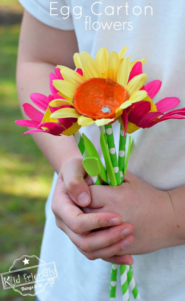 Over 15 Mother's Day Craft ideas for kids to make - egg carton flowers - www.kidfriendlythingstodo.com