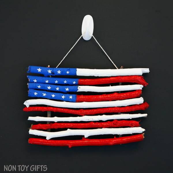 popsicle stick American flag craft