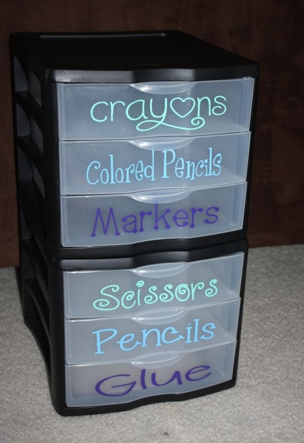 Over 21 DIY Back To School Teacher Gift, Organizing and Homework Ideas - It's all about getting ready for "Back To School"! www.kidfriendlythingstodo.com