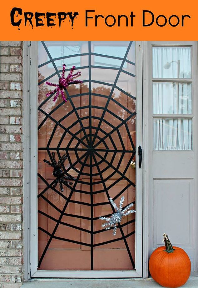 Over 17 Super Fun Halloween Themed Front Door and Porch Ideas - Fun DIY Decorations for Halloween - www.kidfriendlythingstodo.com