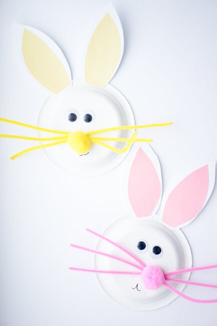 Over 33 Easter Craft Ideas for Kids to Make - These ideas are perfect for school, spring or Easter parties, preschool, Sunday School, or at home DIY crafts! Bunnies, Chicks, Eggs, and Religious. www.kidfriendlythingstodo.com