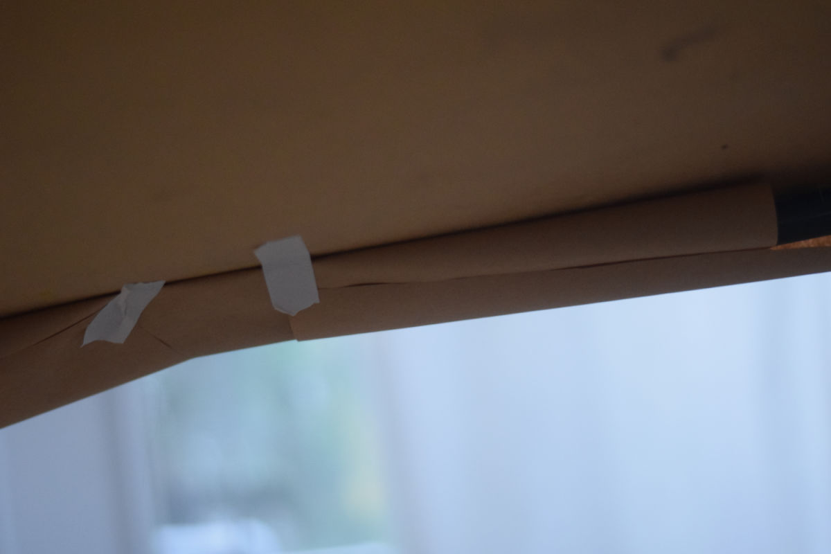 taping paper tablecloth