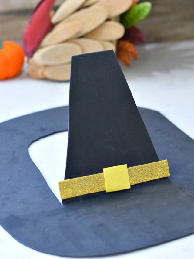 Pilgrim Hat Craft for Thanksgiving