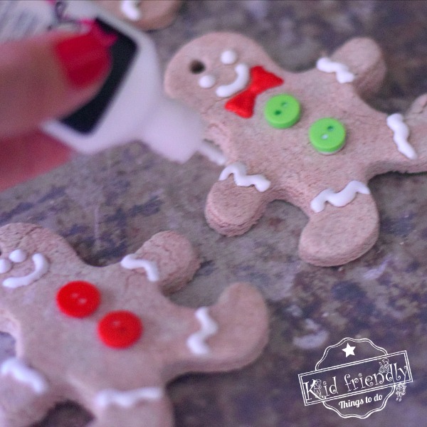 making cinnamon gingerbread ornaments