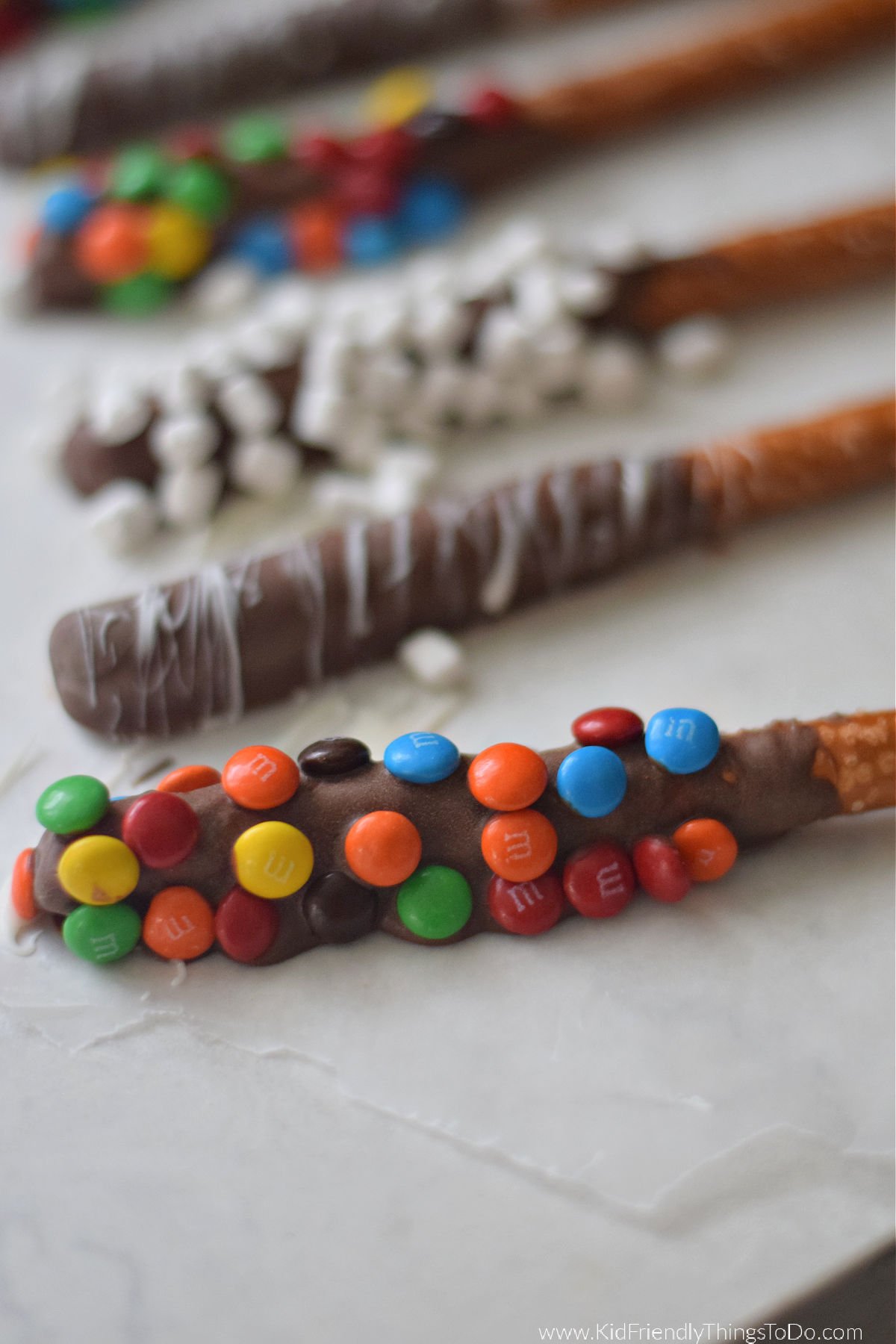 chocolate covered pretzels 