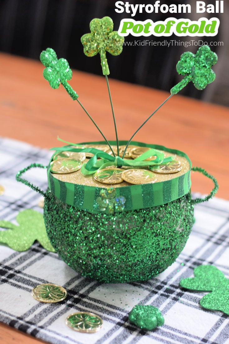 St. Patrick's Day pot of gold craft