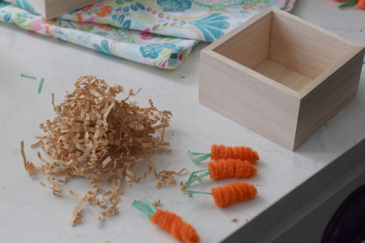 making garden of carrots craft 
