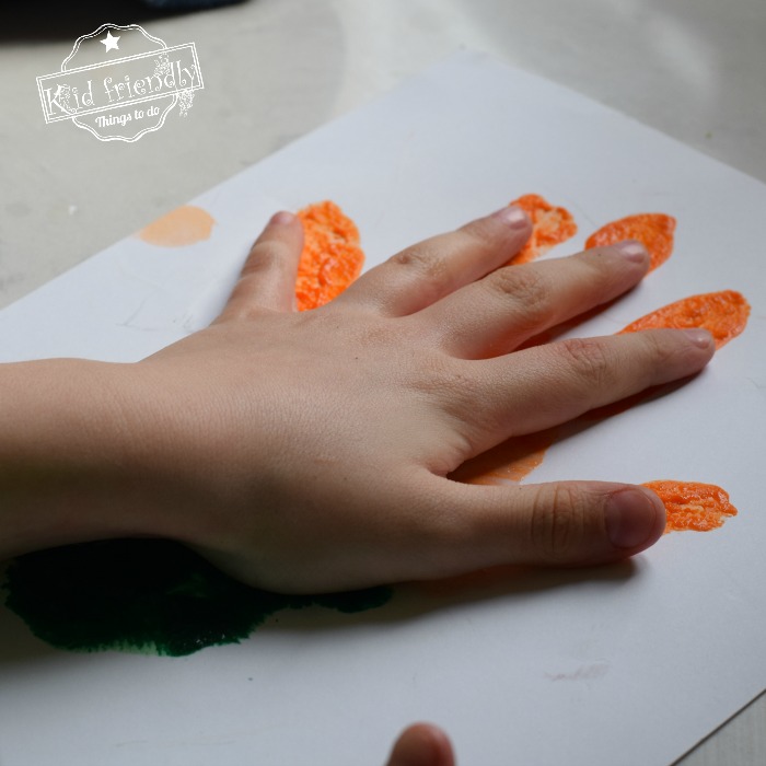 Leprechaun Hand print craft