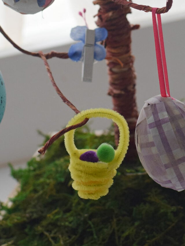 cropped-DSC_0185.JPG-pipe-cleaner-basket.jpg