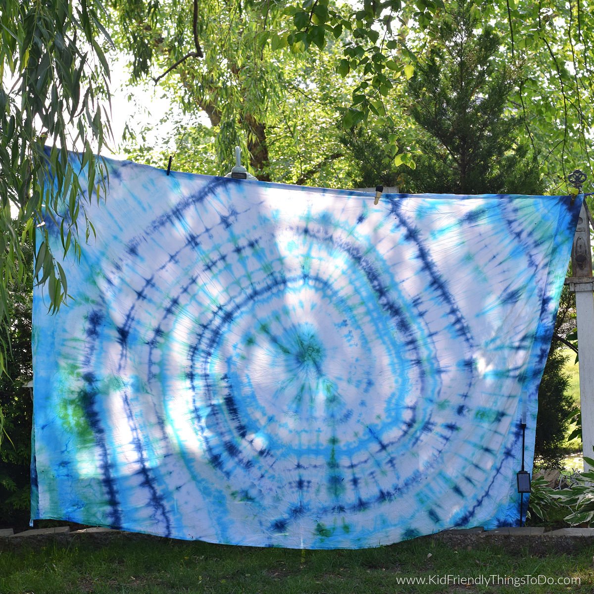 tie-dye sheets