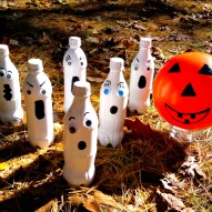 Ghost And Pumpkin Bowling Halloween Party Game