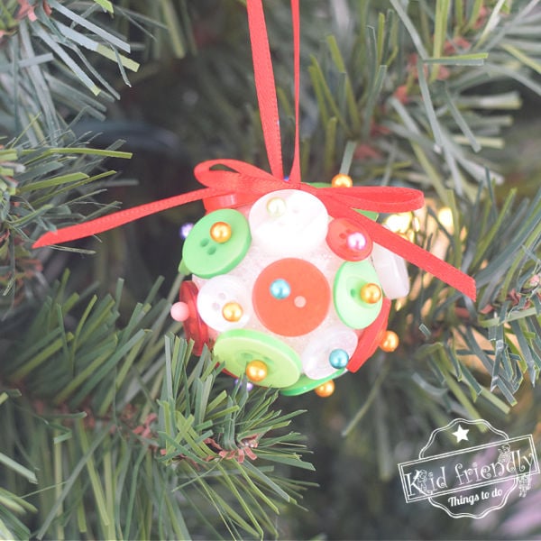 Button Christmas Ornaments - Easy and Fun - Girl, Just DIY!