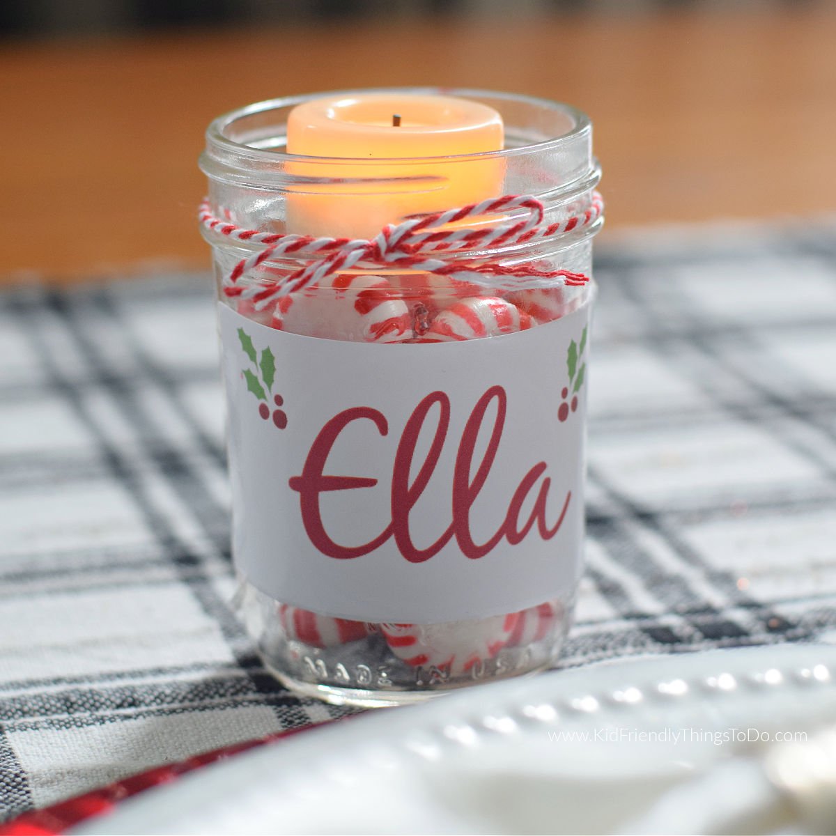 candy Christmas place card holder