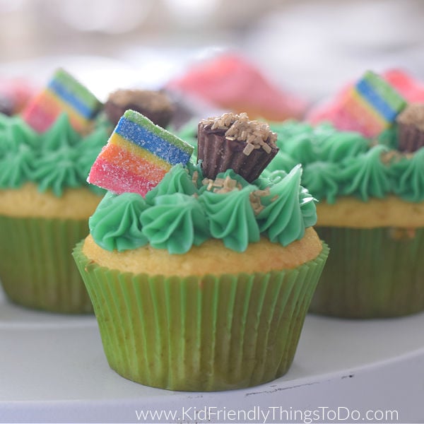 Pot of Gold Cupcakes for St. Patrick's Day