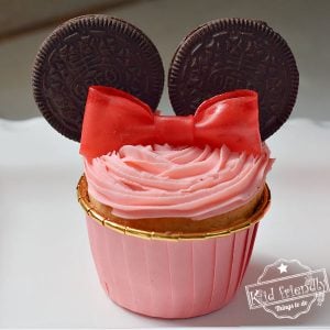 Easy Minnie Mouse Cupcake