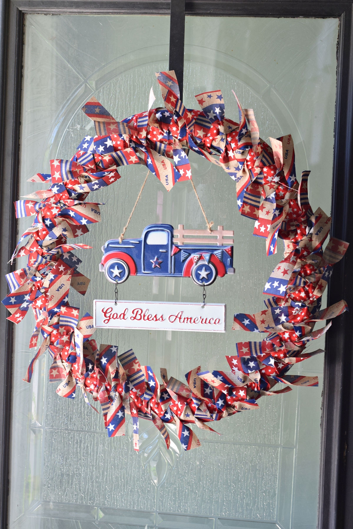 DIY patriotic pool noodle wreath 