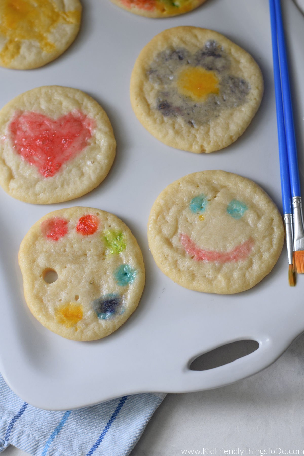 painted sugar cookies

