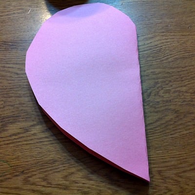 A Perfect Valentine Holder For the Classroom!