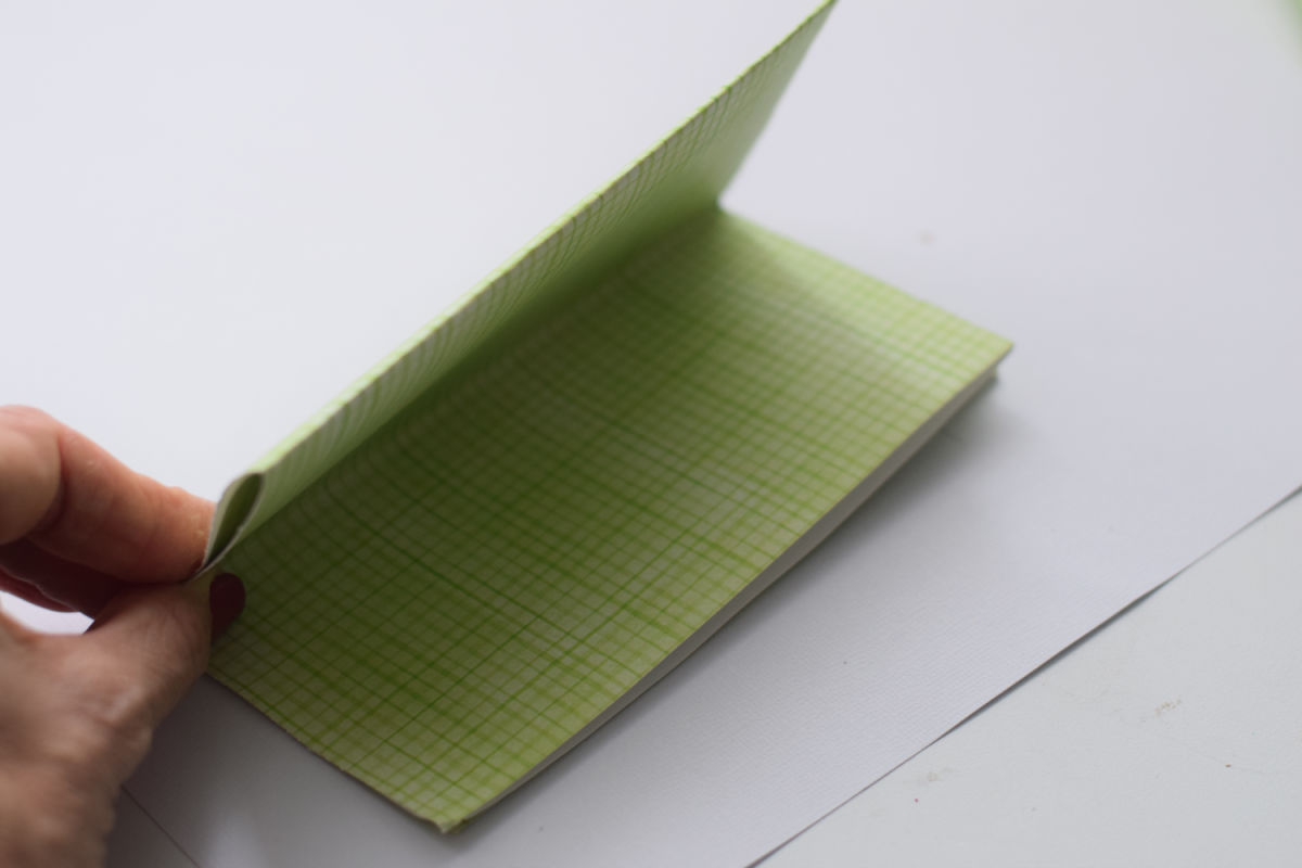 folding green paper 