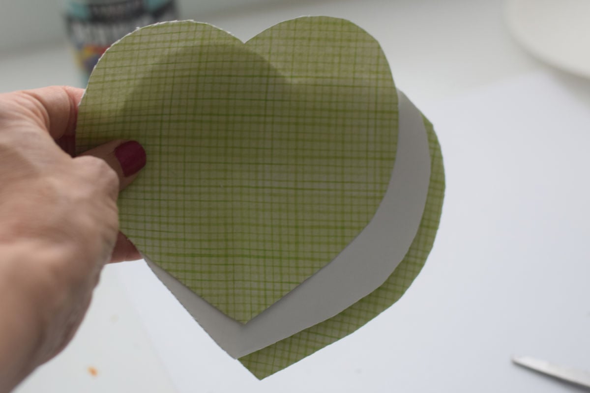 green paper hearts for shamrock 
