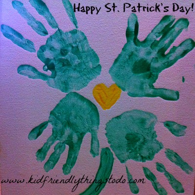 Read more about the article Shamrock Hand Print Idea {for St. Patrick’s Day} – Kid Friendly Things To Do