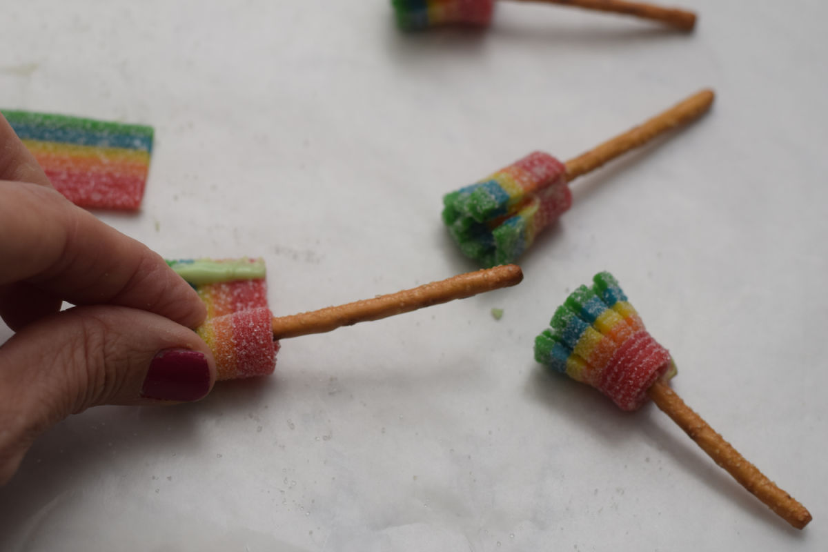 making candy witch broom