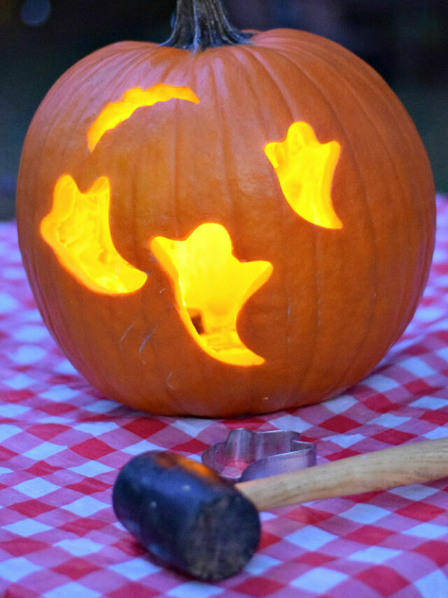 How to Carve Pumpkins with Cookie Cutters – Story