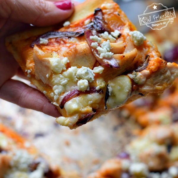 Buffalo Chicken Flatbread Pizza