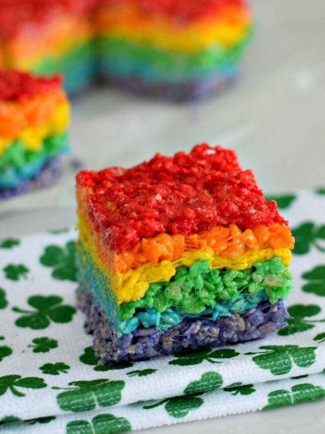 No Bake St. Patrick’s Day Rainbow Rice Krispies Treats Dessert