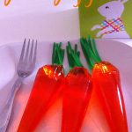 These are so darn cute! The kids are going to love eating Carrot Jello Jigglers on Easter Sunday!