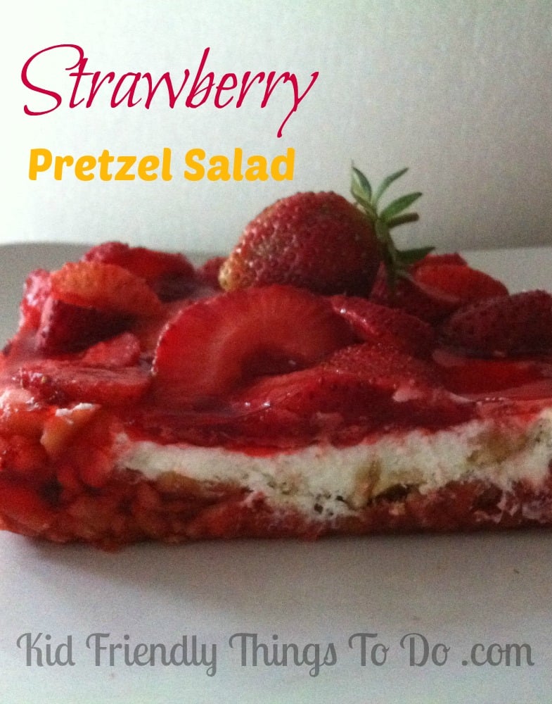 Love Strawberry Pretzel Salad! Perfect for holidays and summer picnics