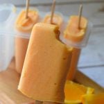 Easy and delicious homemade jello and ice cream creamsicle bars! dreamsicles that the kids can't resist. www.kidfriendlythingstodo.com
