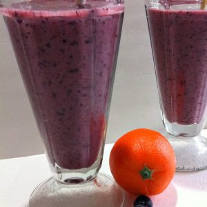 Healthy Four Ingredient Blueberry Breakfast Smoothie! Delicious, and Nutritious!