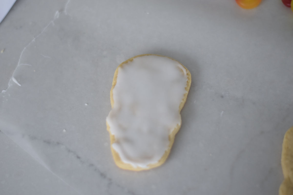 decorating day of the dead cookies