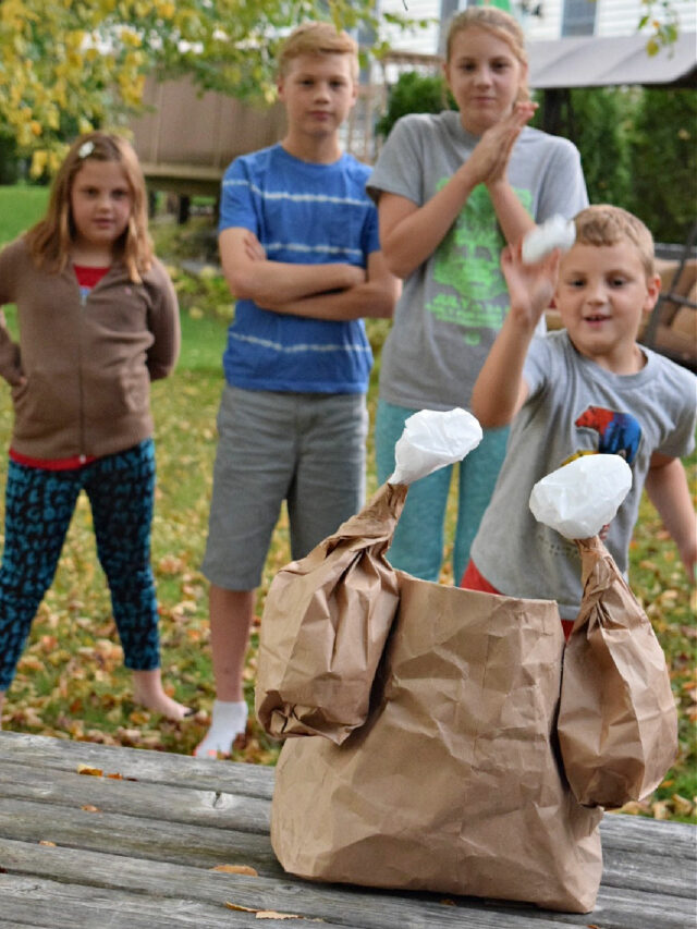 Stuff the Turkey Thanksgiving Game