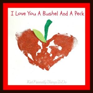 Read more about the article I Love You A Bushel & A Peck Keepsake Handprint Craft