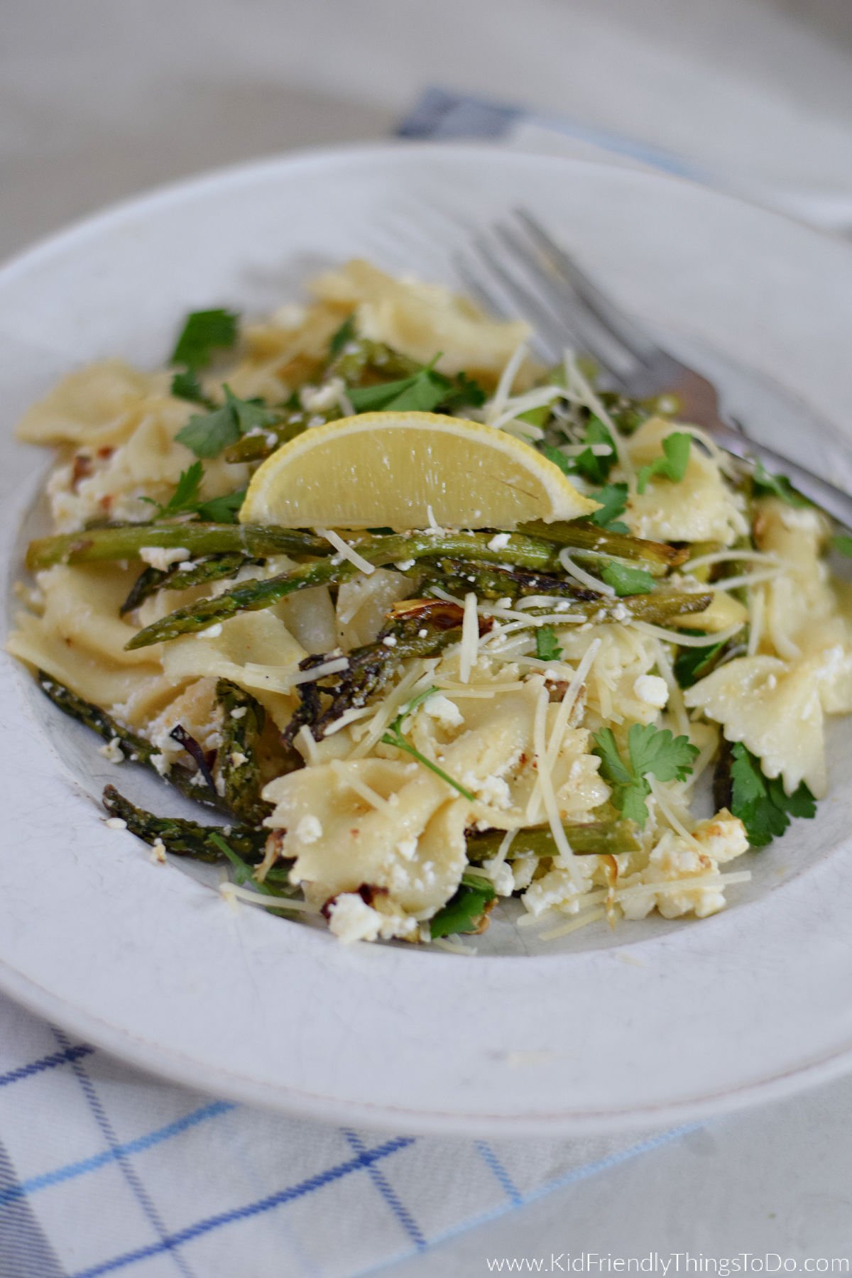 artichoke pasta with lemon and asparagus 