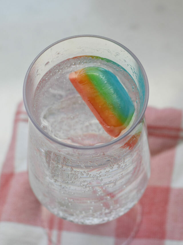 Rainbow Ice Cubes – Story